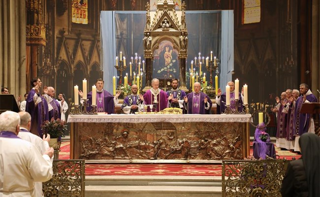 Nadbiskup Kutleša predvodio misu prigodom 24. obljetnice smrti kardinala Kuharića